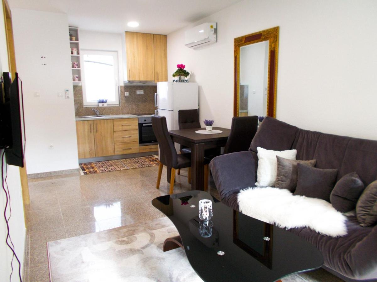 Kovac Riverfront Apartments Mostar Extérieur photo
