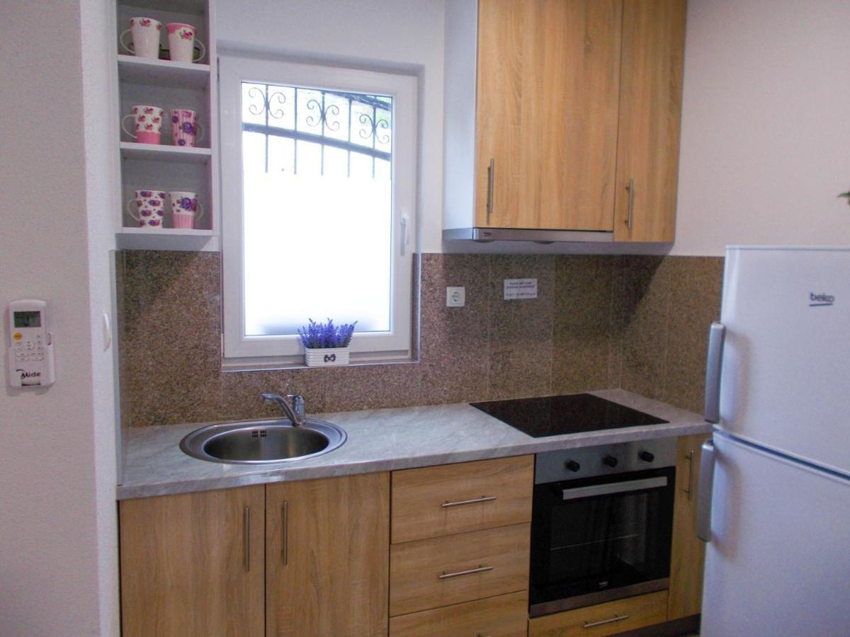 Kovac Riverfront Apartments Mostar Extérieur photo