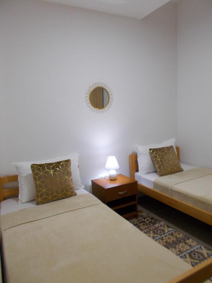 Kovac Riverfront Apartments Mostar Extérieur photo