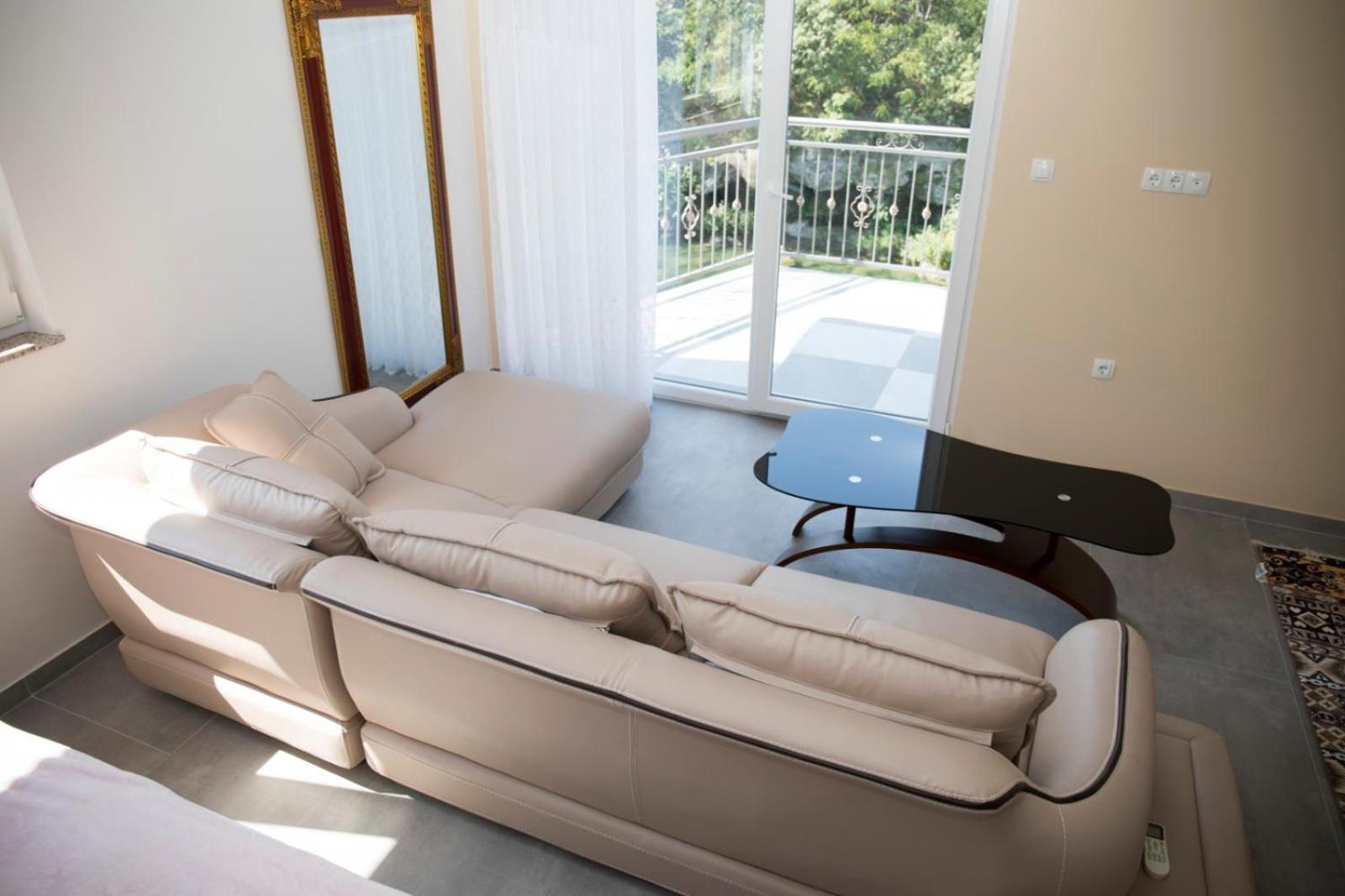 Kovac Riverfront Apartments Mostar Extérieur photo