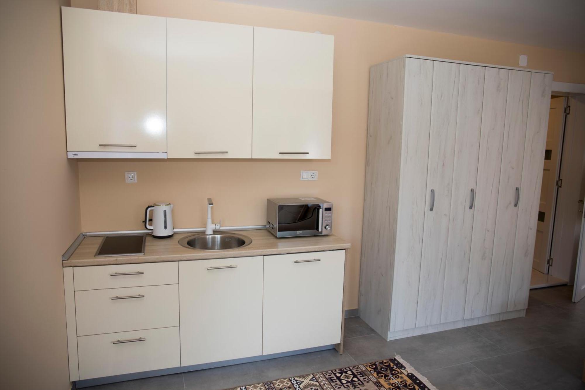 Kovac Riverfront Apartments Mostar Extérieur photo