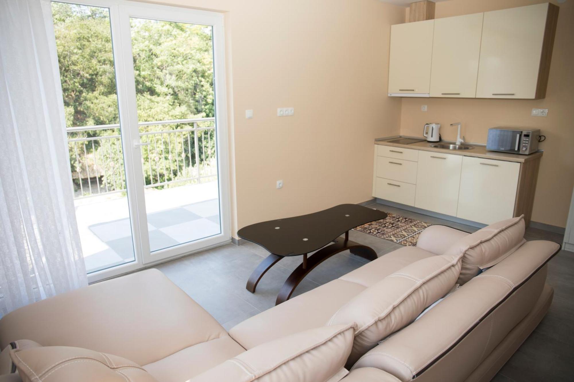 Kovac Riverfront Apartments Mostar Extérieur photo
